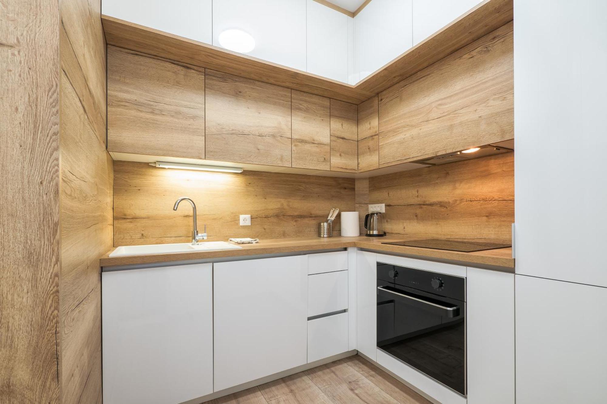 3-Bedroom Sea View Apartment - Balcony, Elevator - Spinut, Split Сплит Экстерьер фото